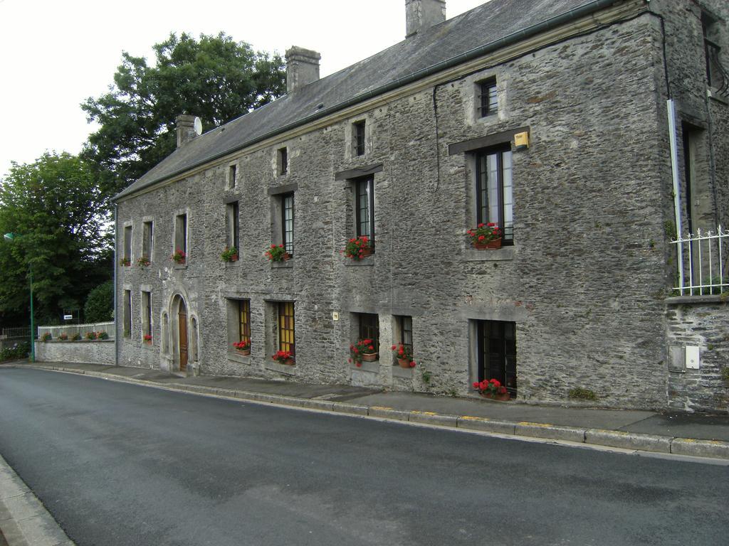 Le Relais Du Mont Chauve Bed and Breakfast Caumont-Sur-Aure Exterior foto