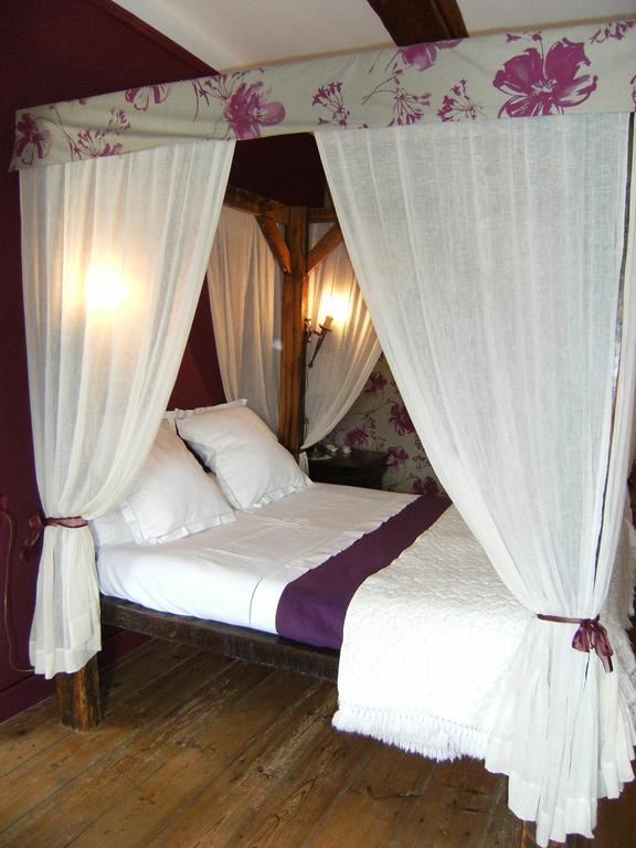 Le Relais Du Mont Chauve Bed and Breakfast Caumont-Sur-Aure Habitación foto