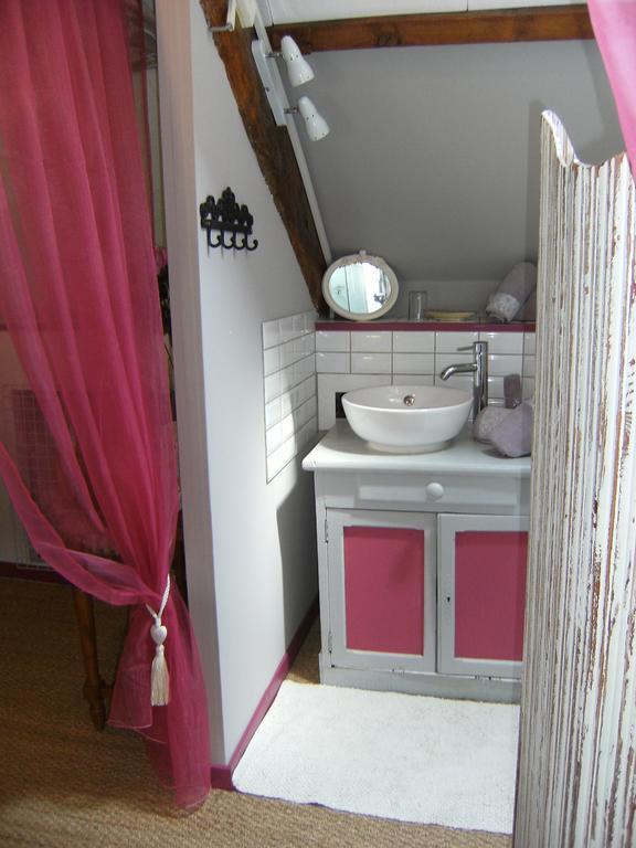 Le Relais Du Mont Chauve Bed and Breakfast Caumont-Sur-Aure Habitación foto