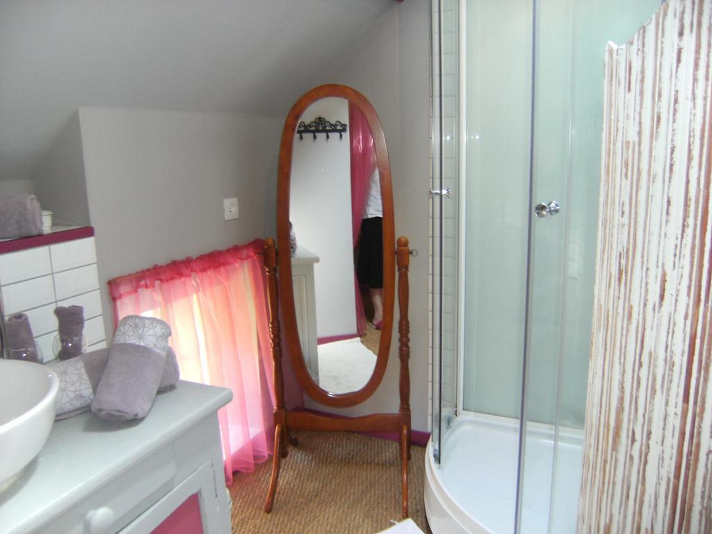 Le Relais Du Mont Chauve Bed and Breakfast Caumont-Sur-Aure Habitación foto