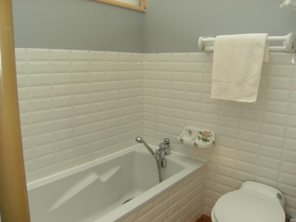 Le Relais Du Mont Chauve Bed and Breakfast Caumont-Sur-Aure Exterior foto