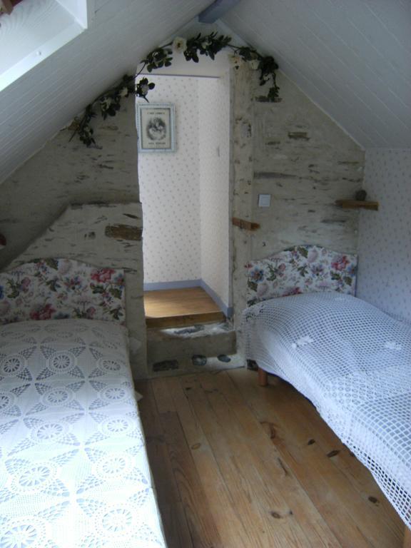 Le Relais Du Mont Chauve Bed and Breakfast Caumont-Sur-Aure Exterior foto
