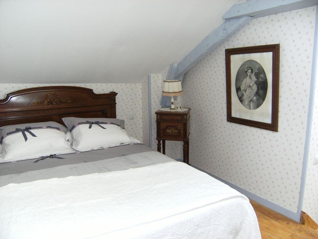 Le Relais Du Mont Chauve Bed and Breakfast Caumont-Sur-Aure Exterior foto